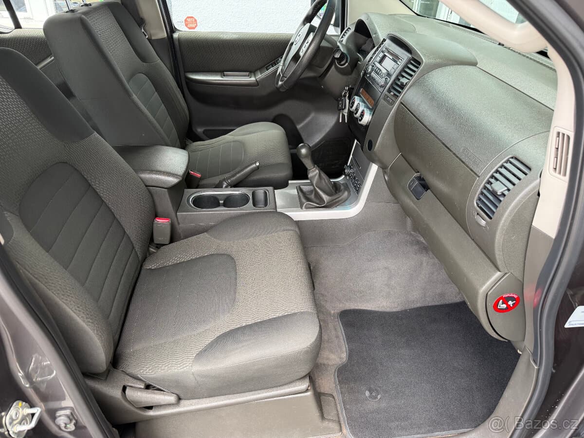 2013 Nissan NAVARA - 10