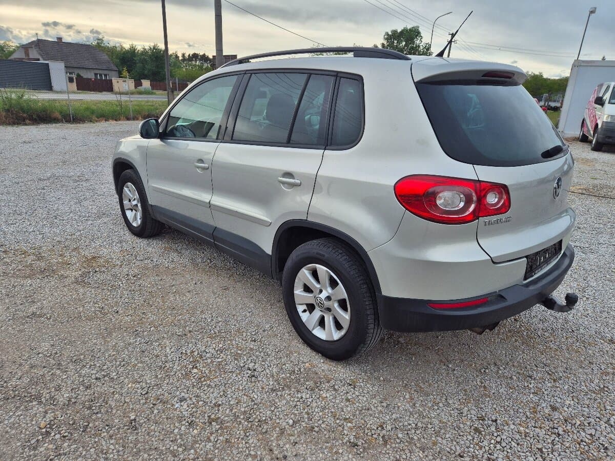 2009 Volkswagen TIGUAN - 10