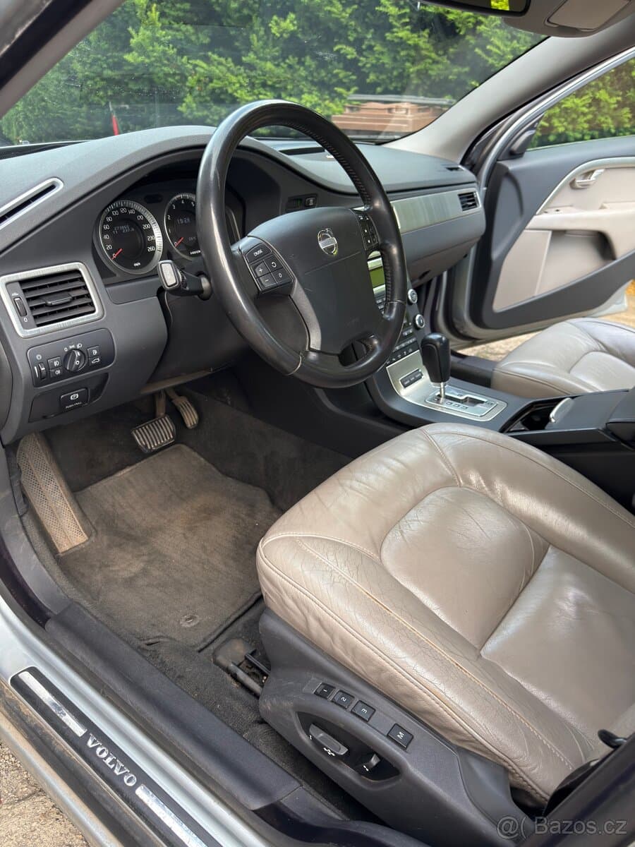2008 Volvo S80 - 10
