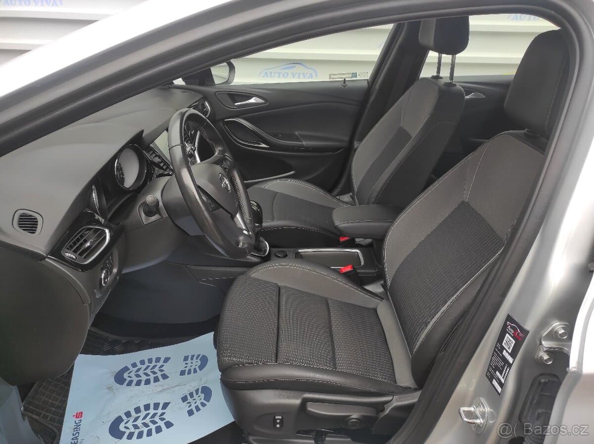 2022 Opel ASTRA - 10