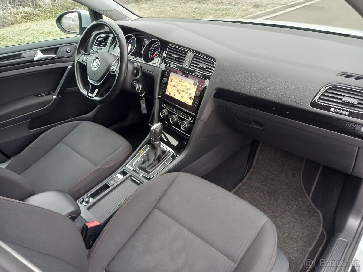 2018 Volkswagen GOLF - 10