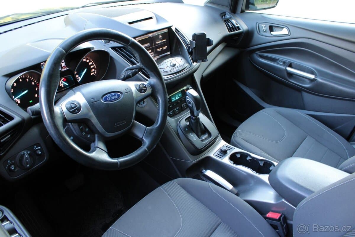 2016 Ford KUGA - 10