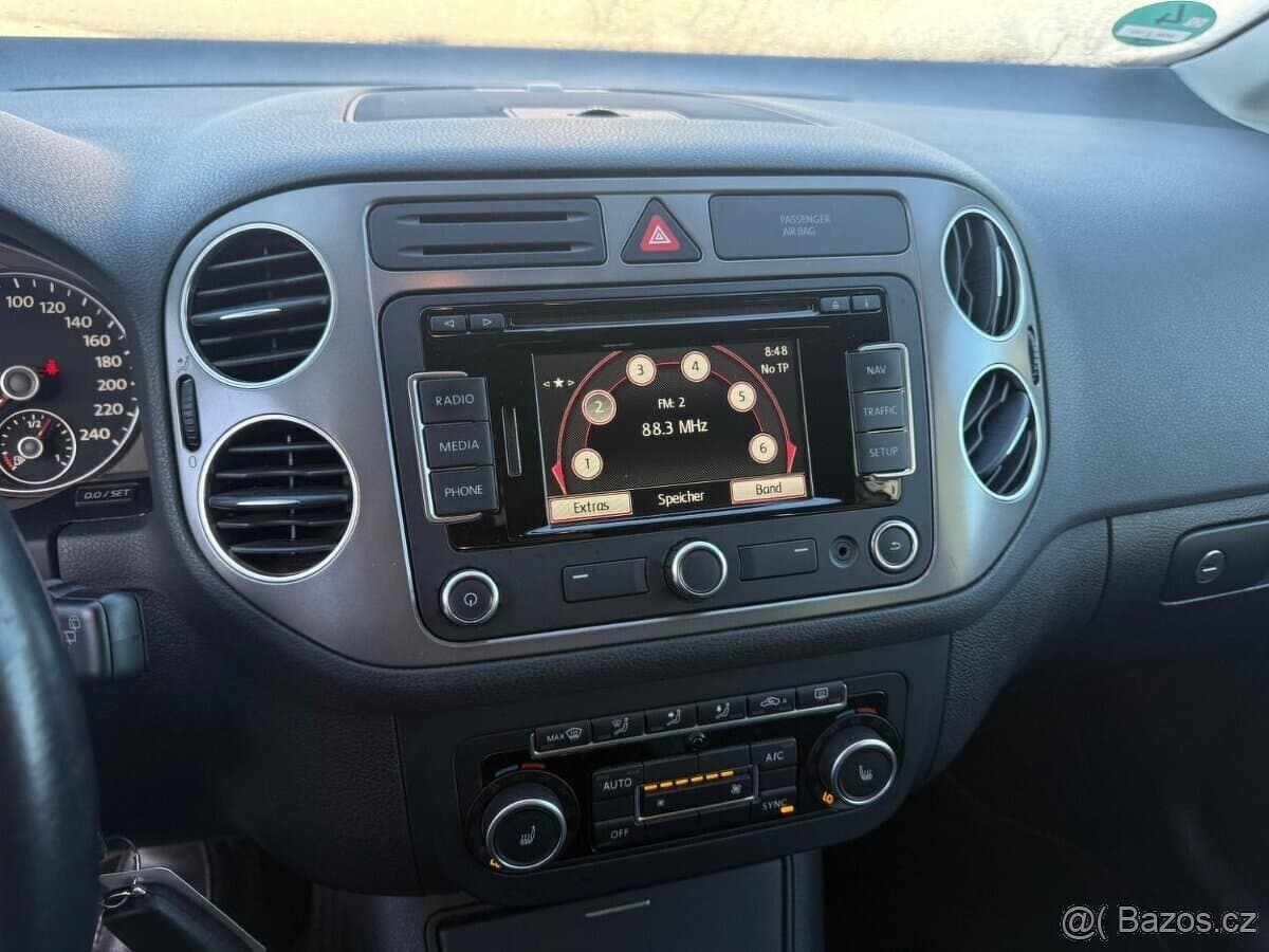 2013 Volkswagen GOLF - 10