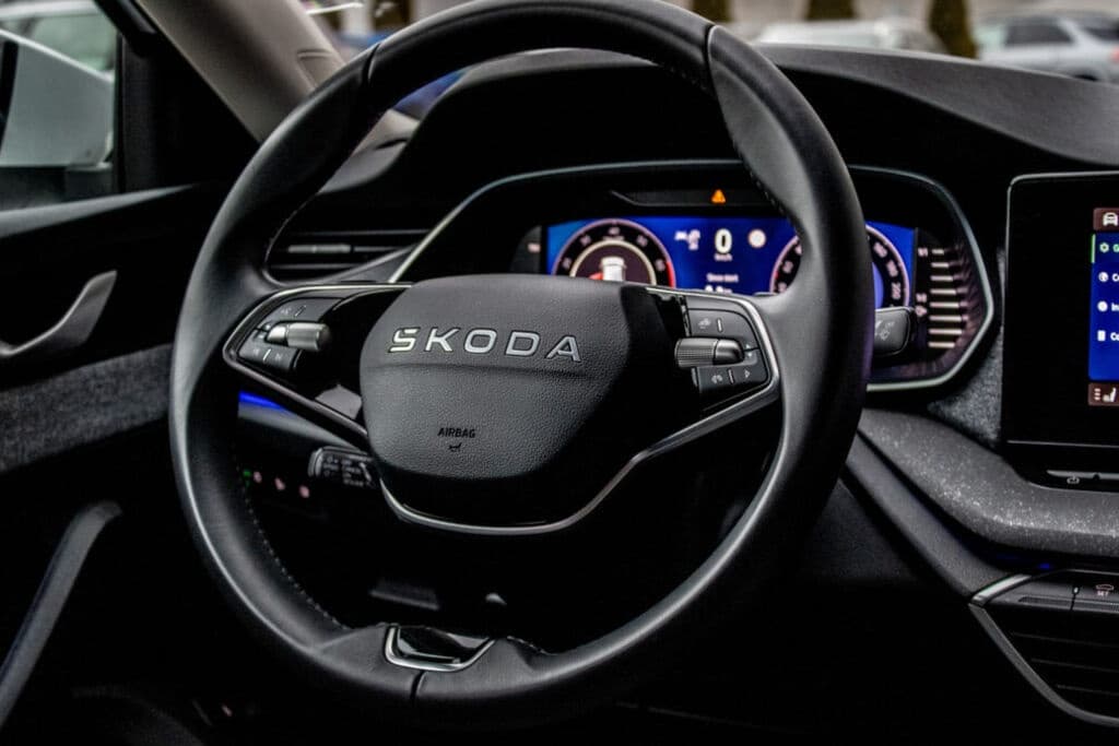 2025 Škoda OCTAVIA - 10