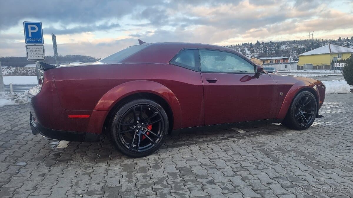 2022 Dodge CHALLENGER - 10