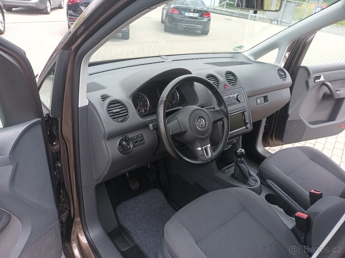 2010 Volkswagen CADDY - 10