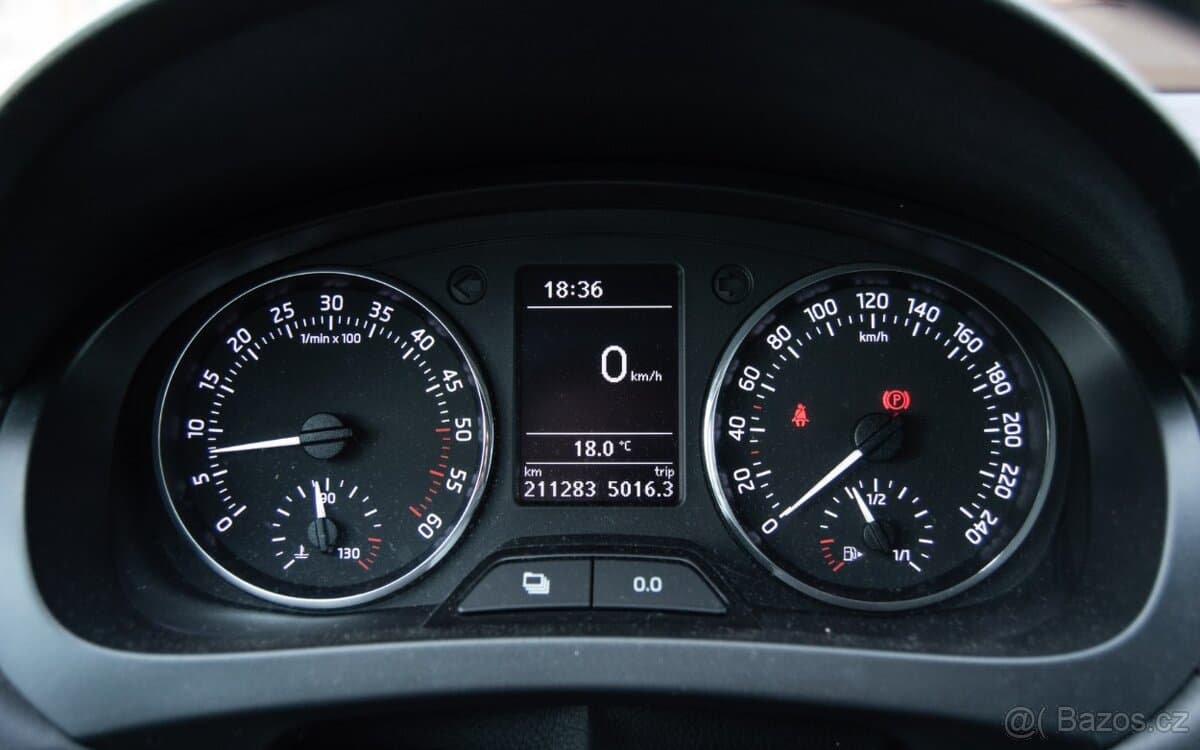 2014 Škoda RAPID - 10