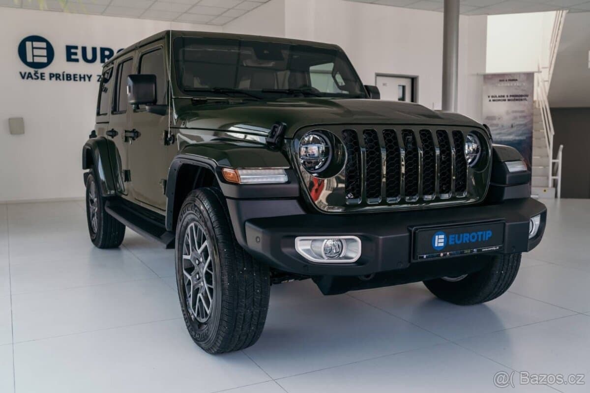 2022 Jeep WRANGLER - 10