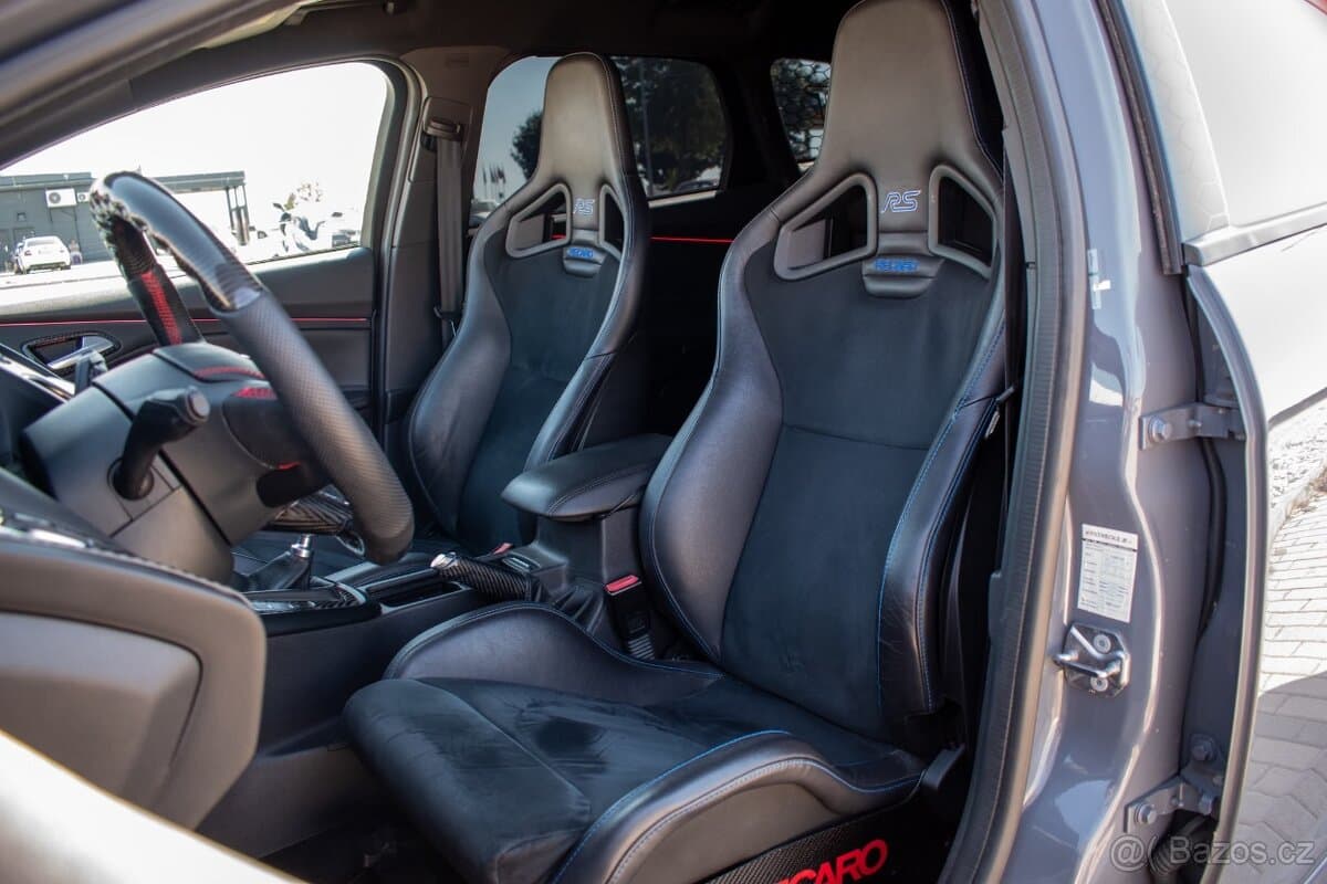 2017 Ford FOCUS - 10