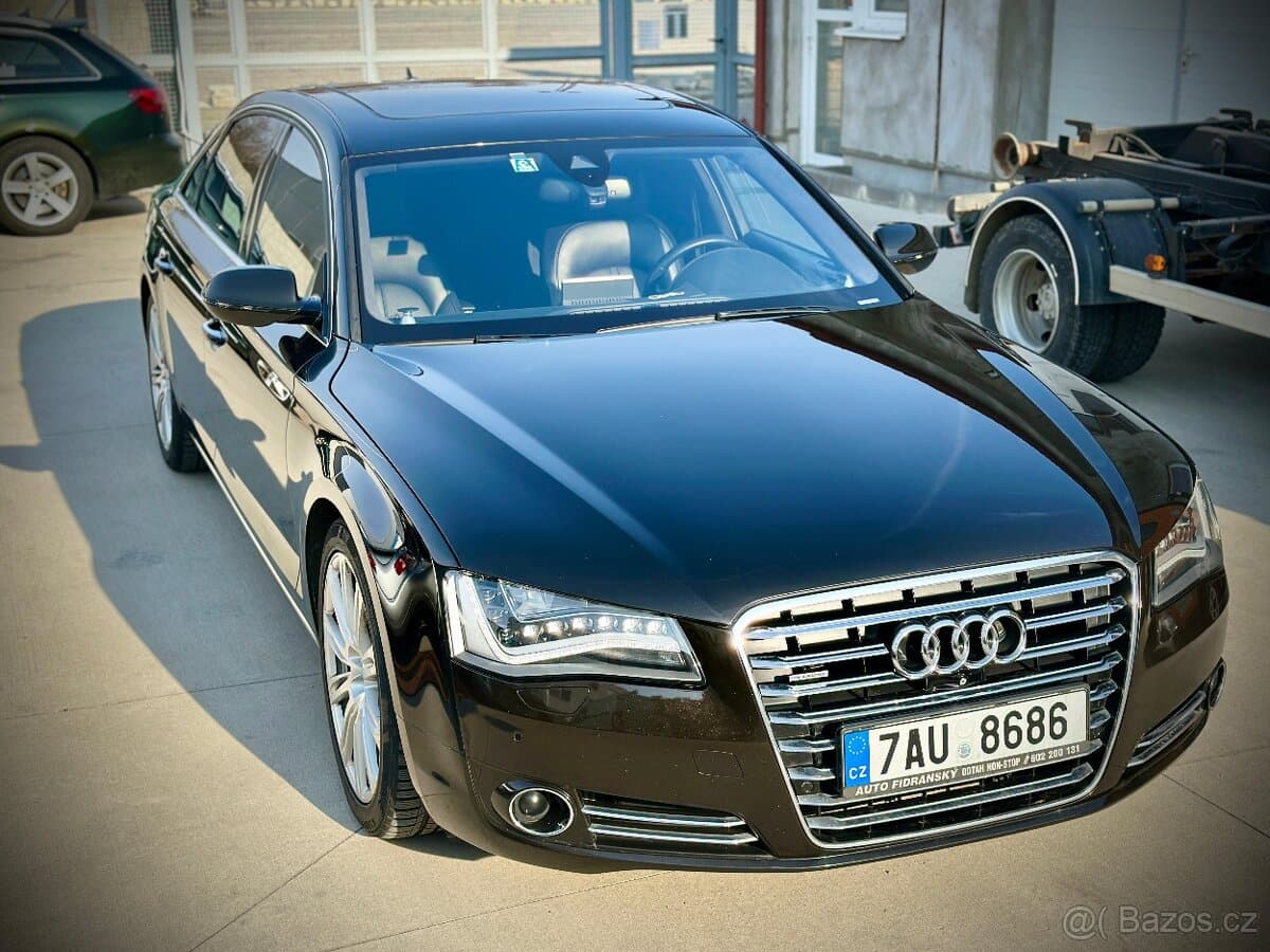 2012 Audi A8 - 10