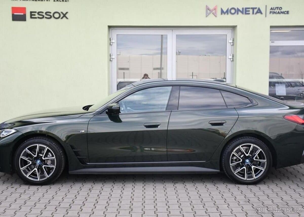 2023 BMW i4 - 10
