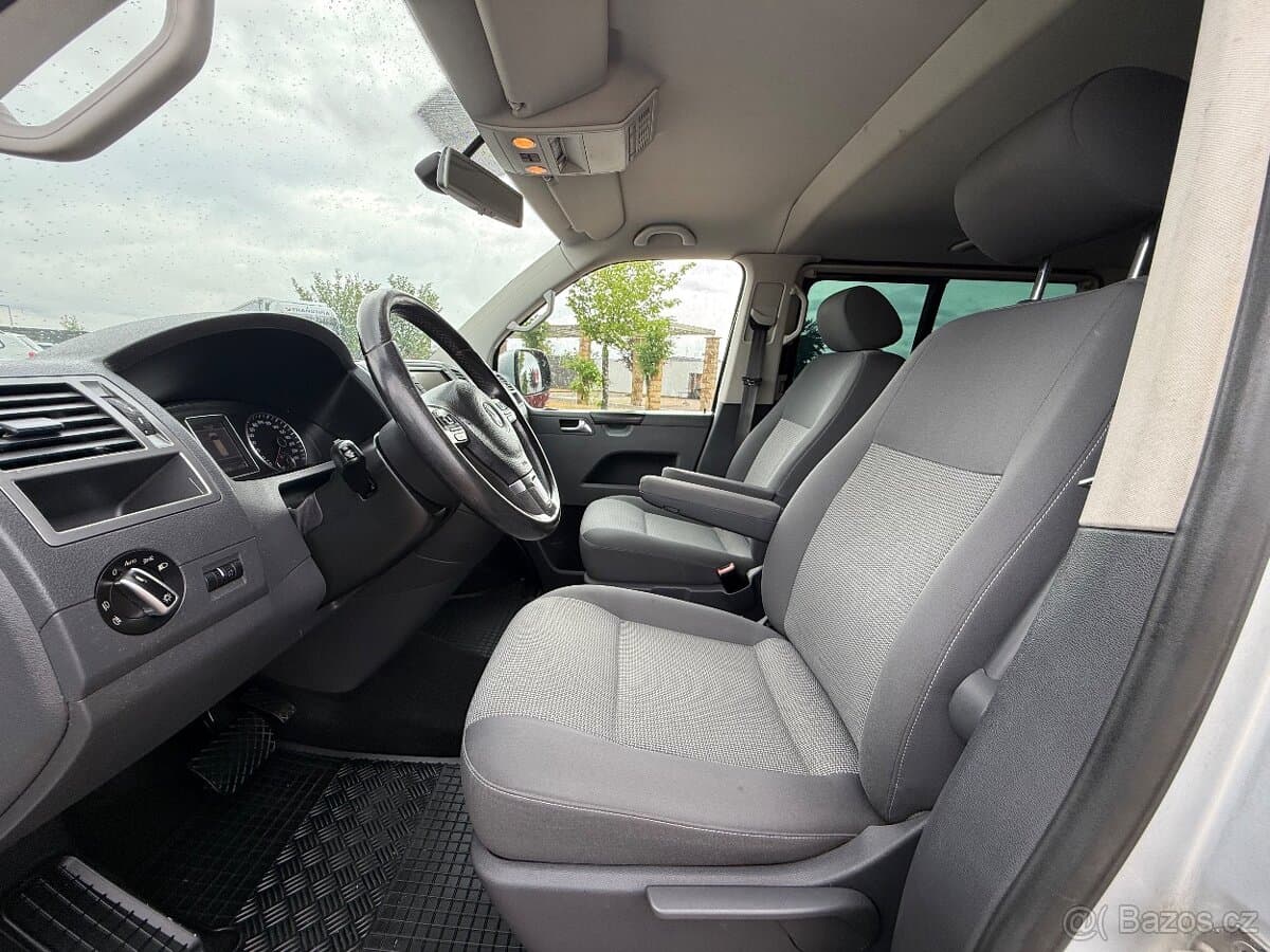2013 Volkswagen CARAVELLE - 10