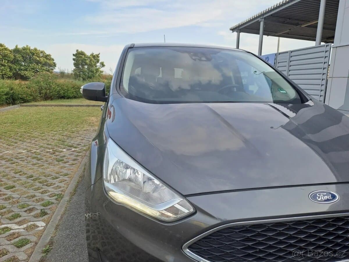 2015 Ford C-MAX - 10