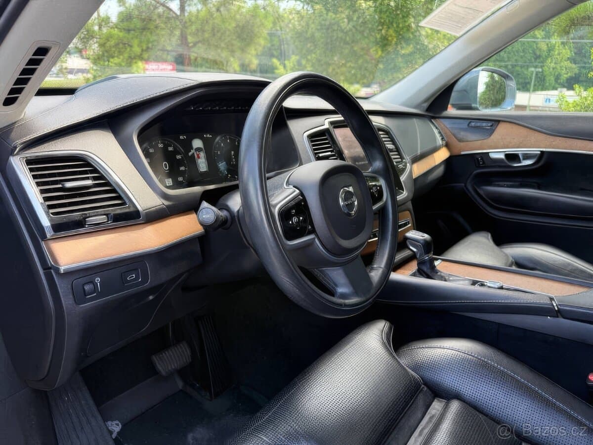 2019 Volvo XC90 - 10