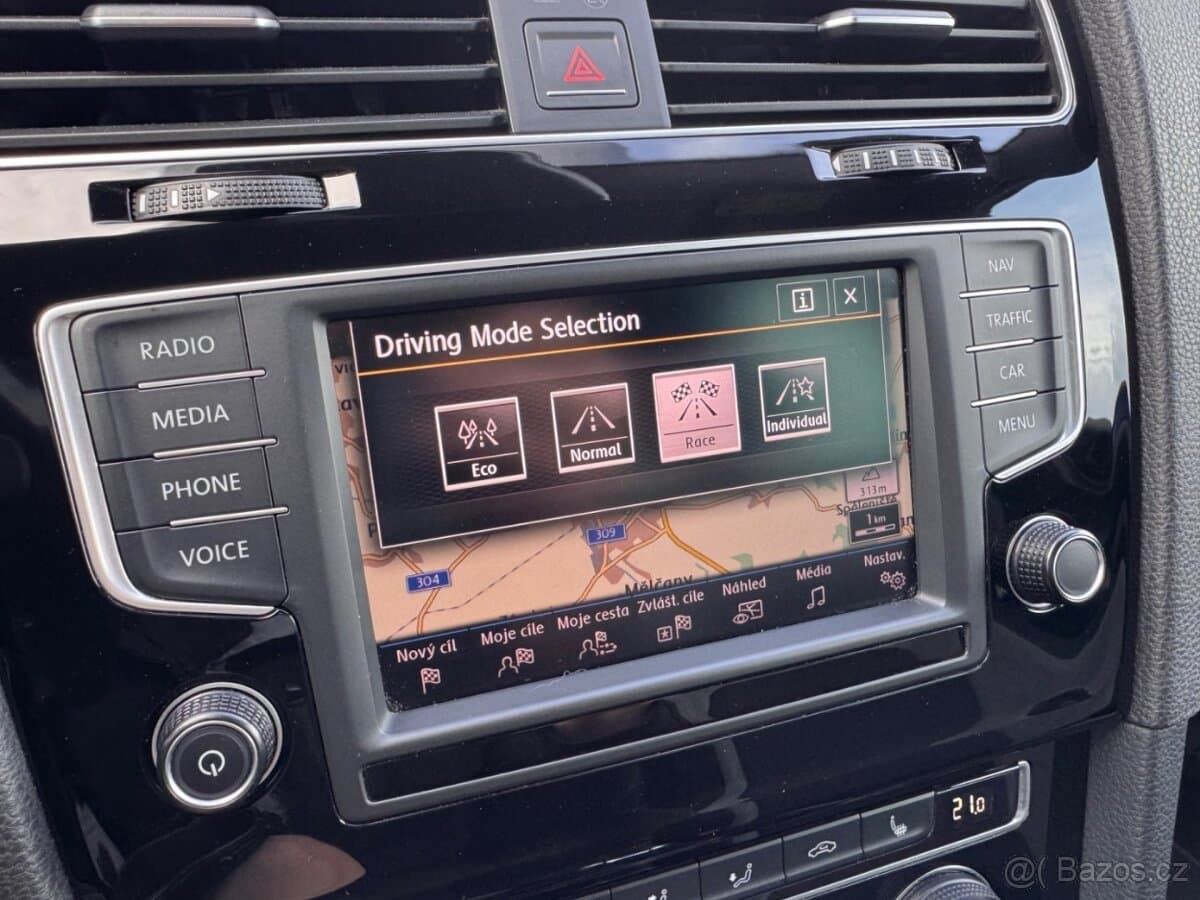2016 Volkswagen GOLF - 10