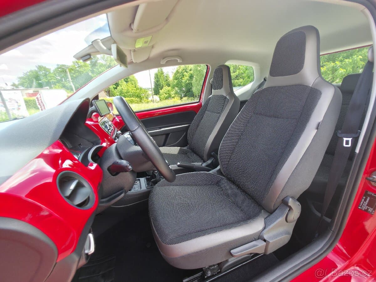 2012 Volkswagen UP! - 10