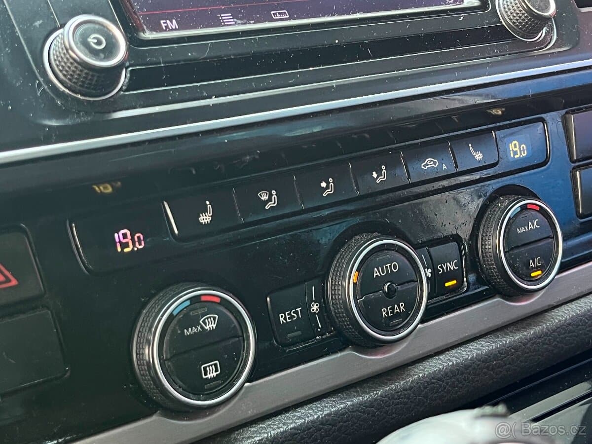 2016 Volkswagen MULTIVAN - 10
