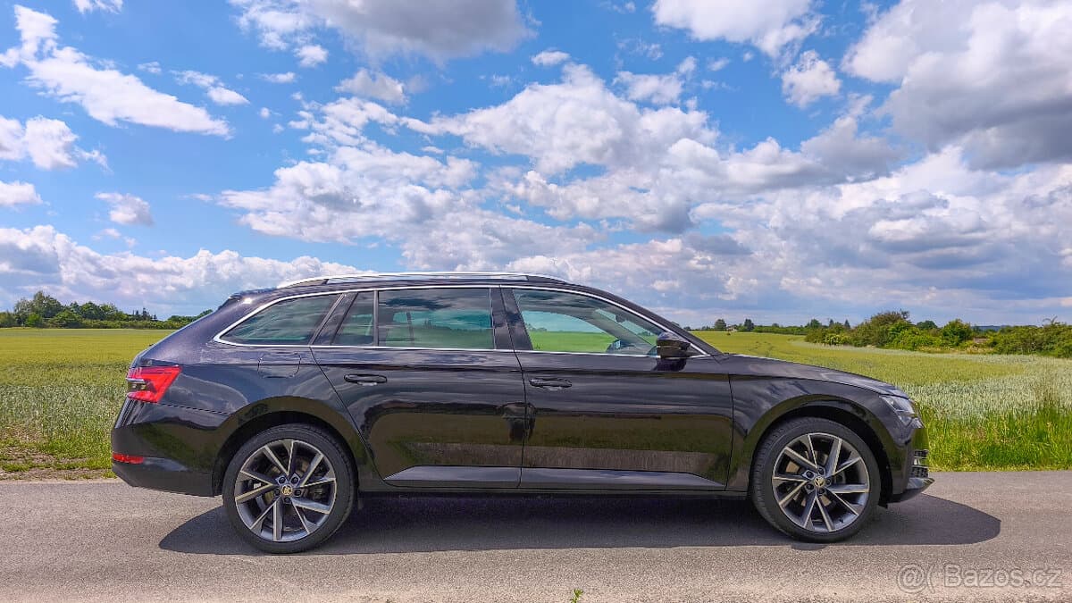 2021 Škoda SUPERB - 10
