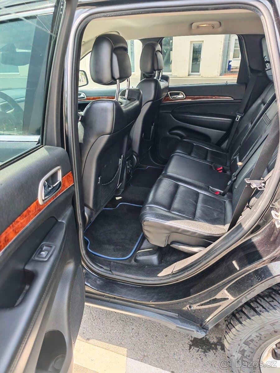 2013 Jeep CHEROKEE - 10