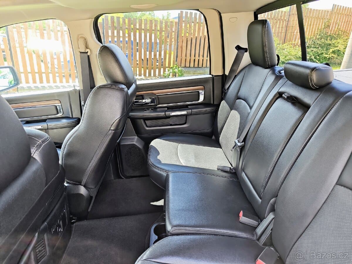2016 RAM 1500 - 10
