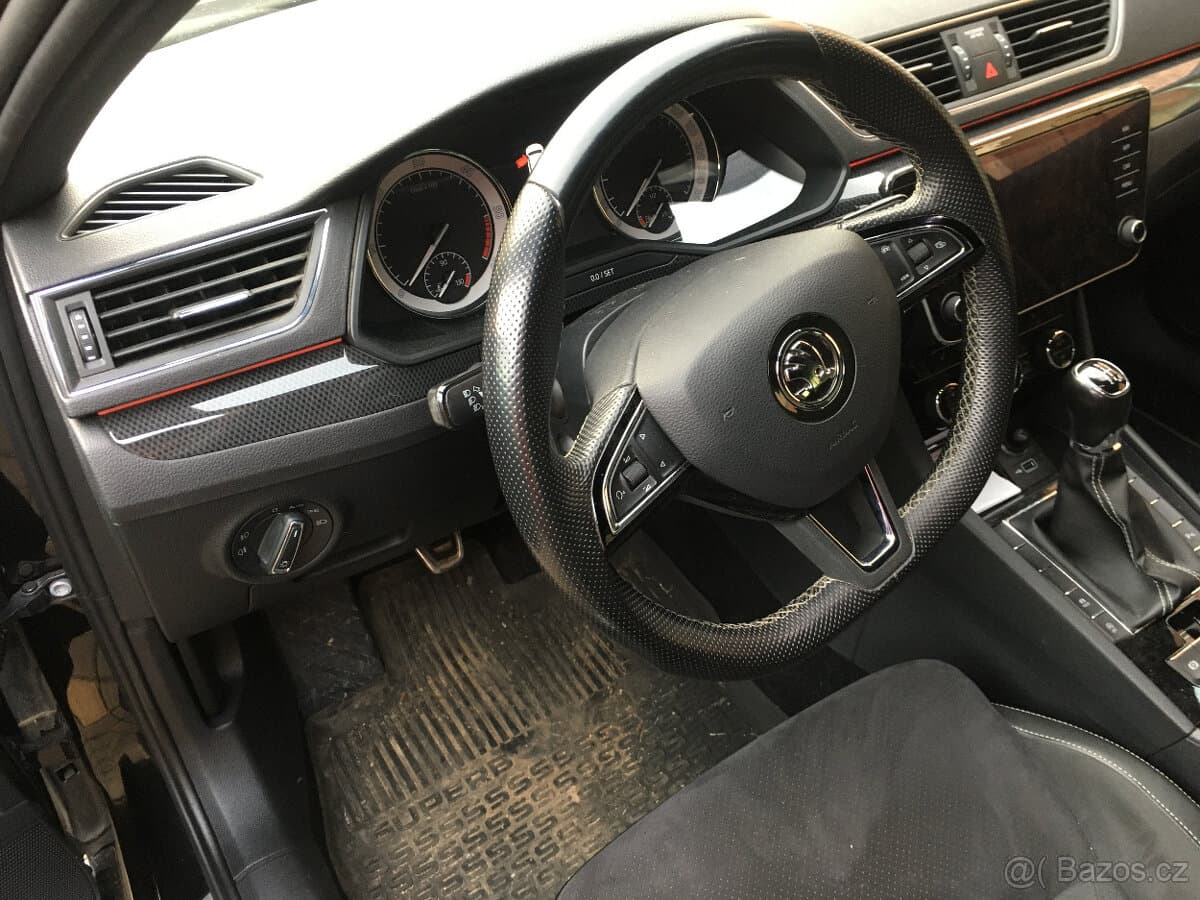 2019 Škoda SUPERB - 10