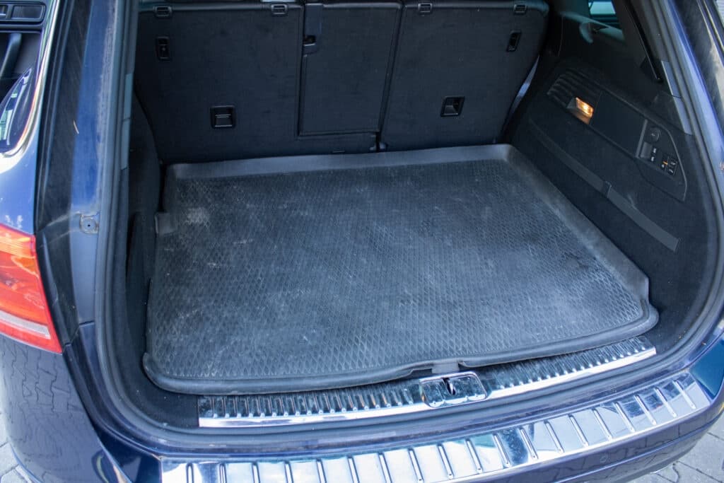 2013 Volkswagen TOUAREG - 10