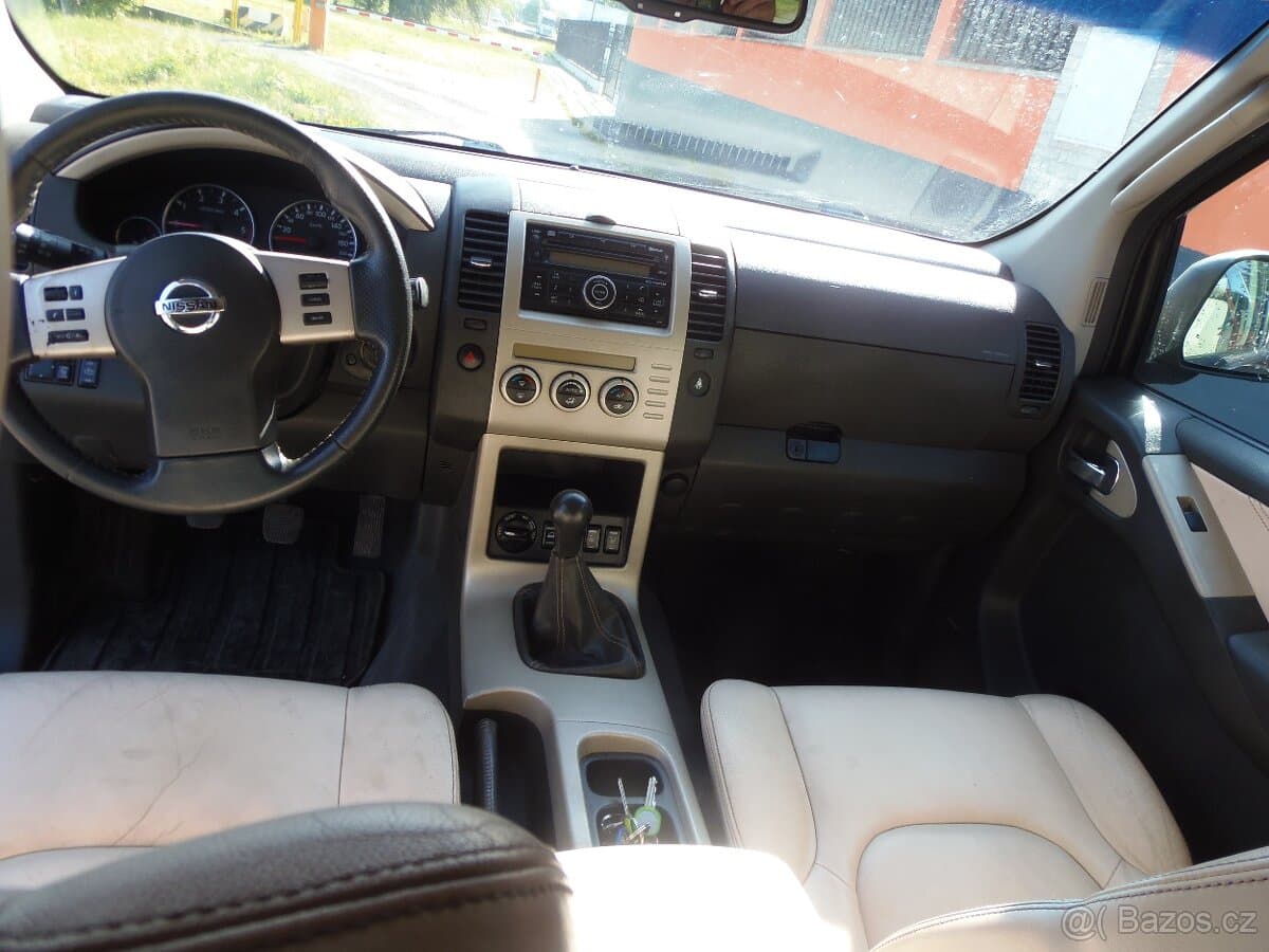 2009 Nissan PATHFINDER - 10