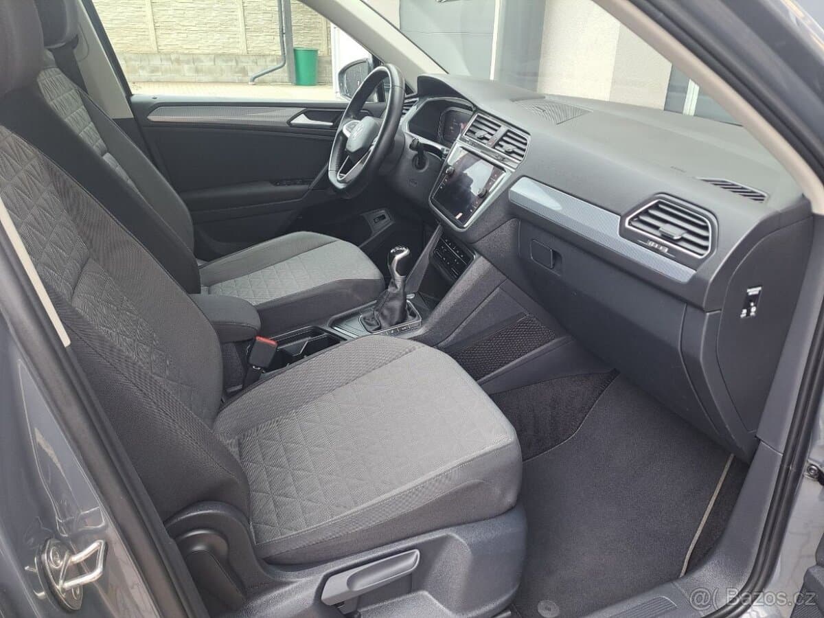 2021 Volkswagen TIGUAN - 10