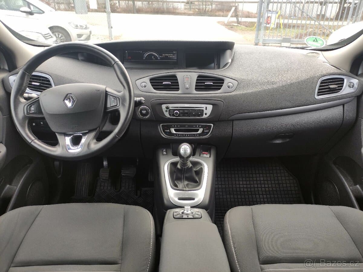 2015 Renault SCENIC - 10