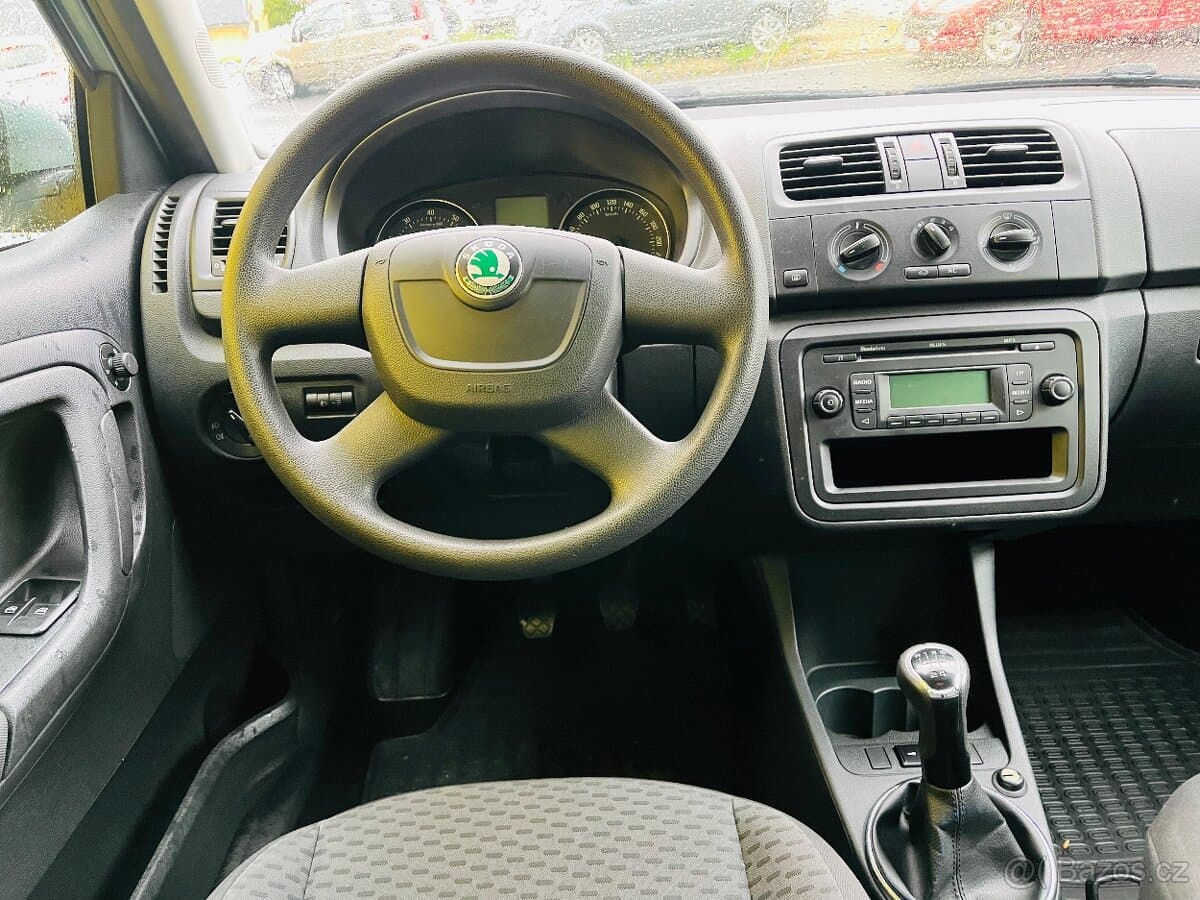 2011 Škoda FABIA - 10