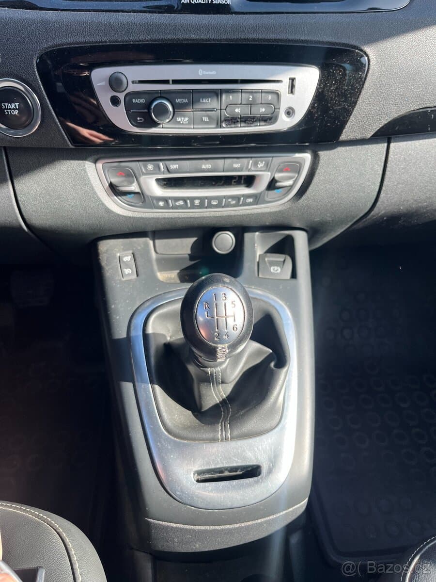 2013 Renault SCENIC - 10