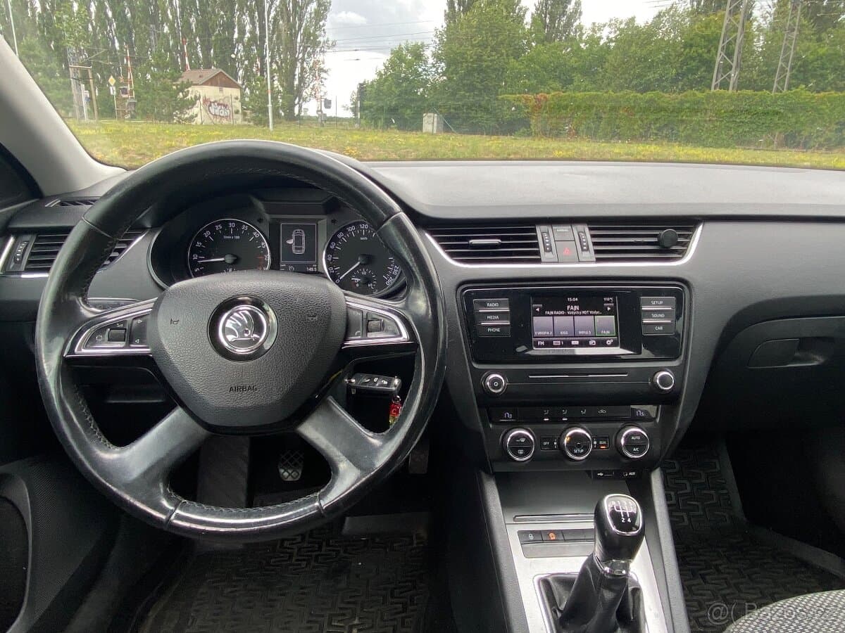 2015 Škoda OCTAVIA - 10