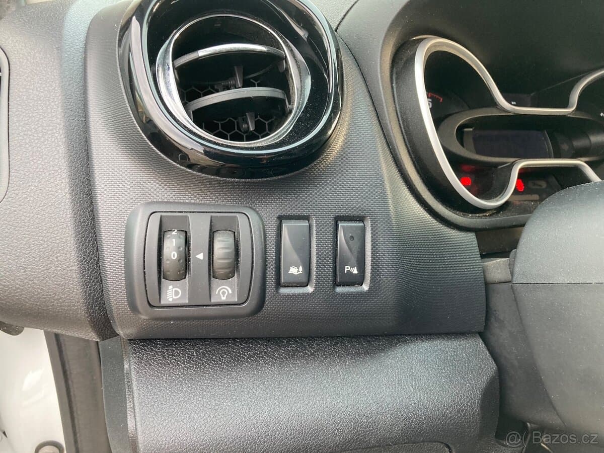 2015 Opel VIVARO - 10