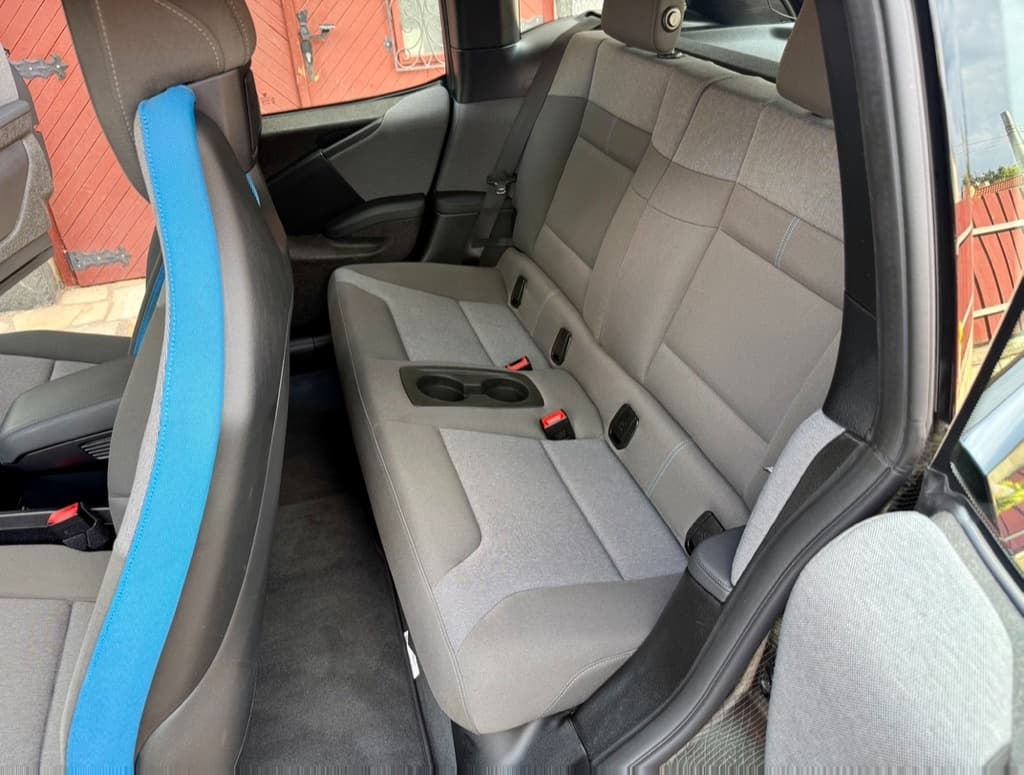 2019 BMW i3 - 10