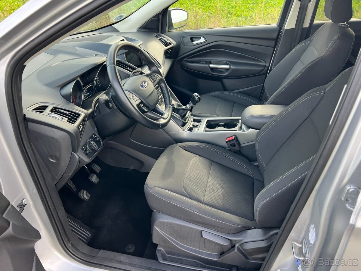 2017 Ford KUGA - 10