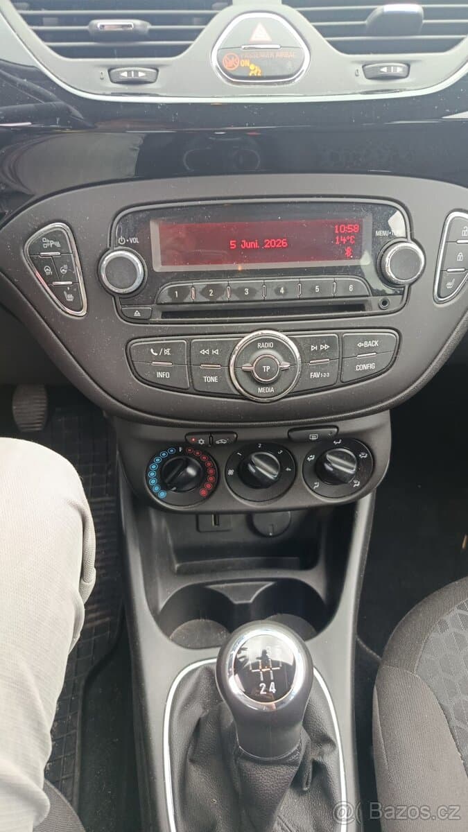 2015 Opel CORSA - 10