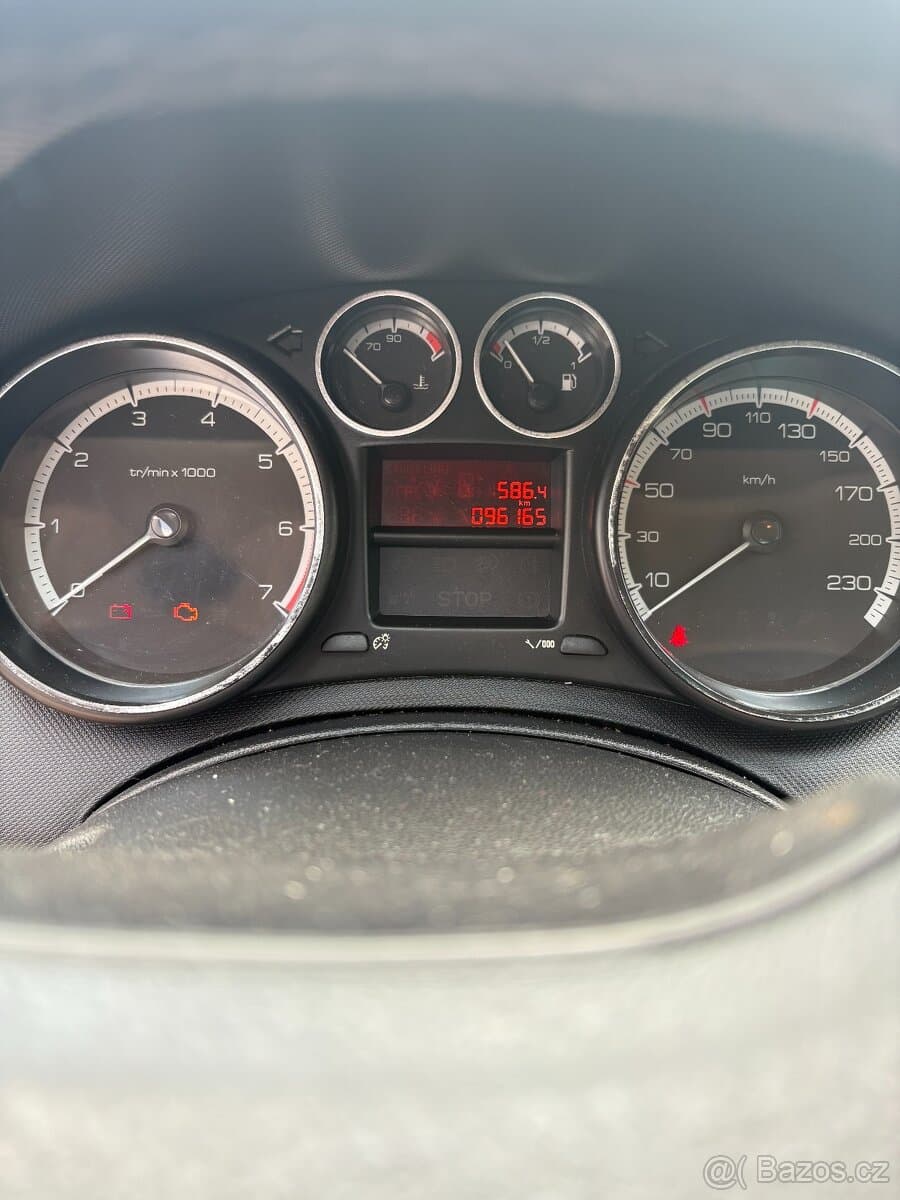 2009 Peugeot 308 - 10