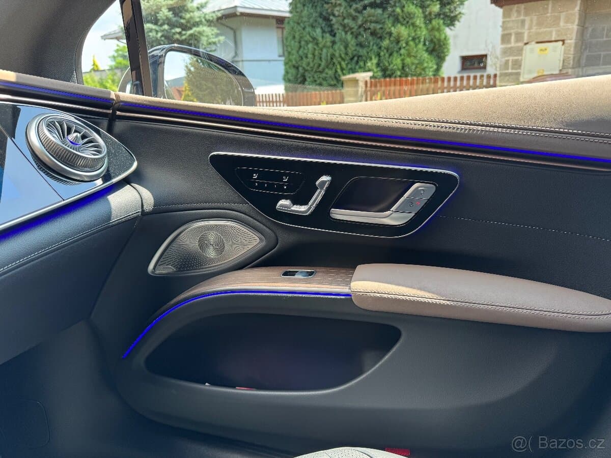 2024 Mercedes-Benz EQS - 10
