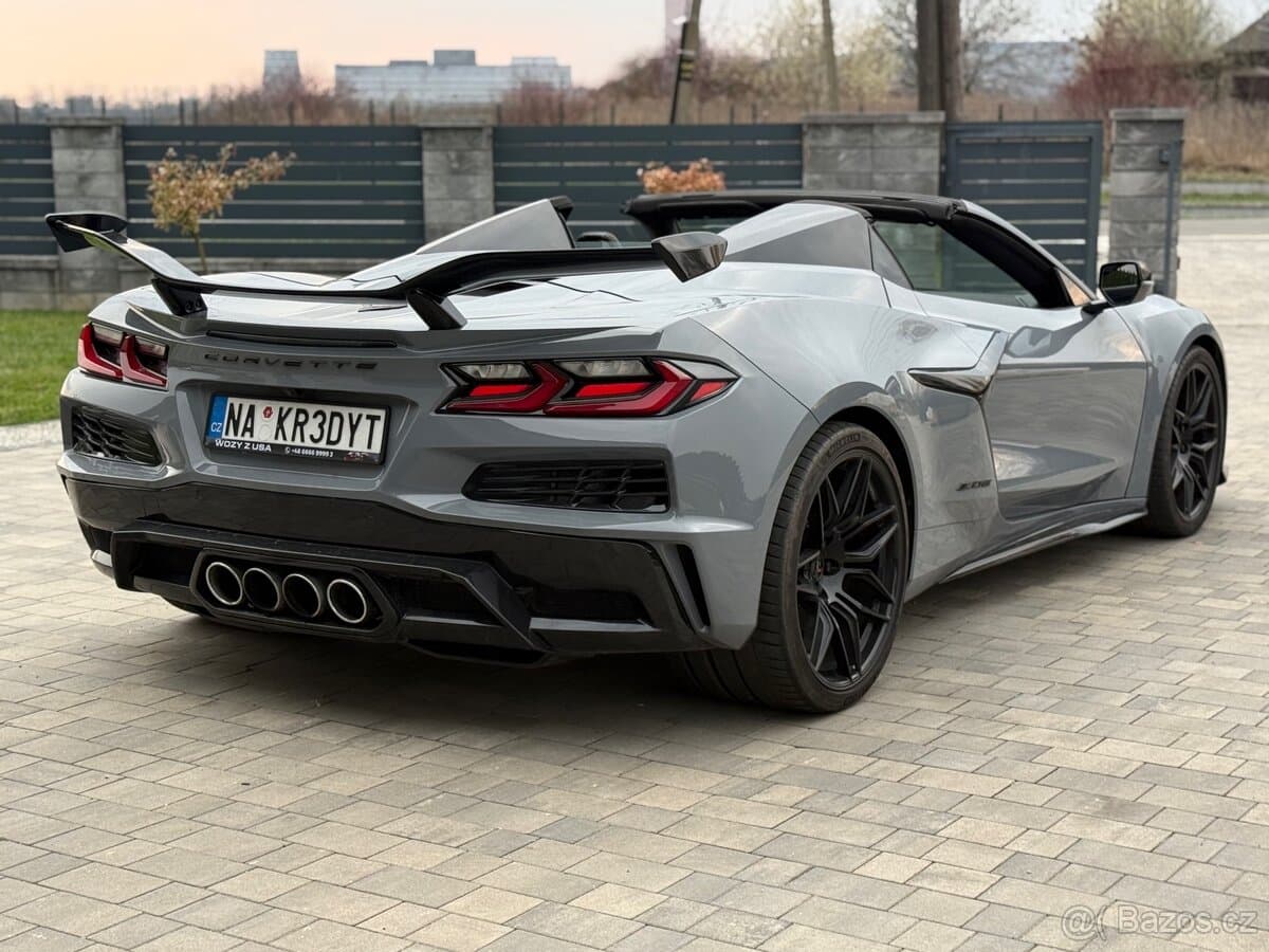 2024 Chevrolet CORVETTE - 10