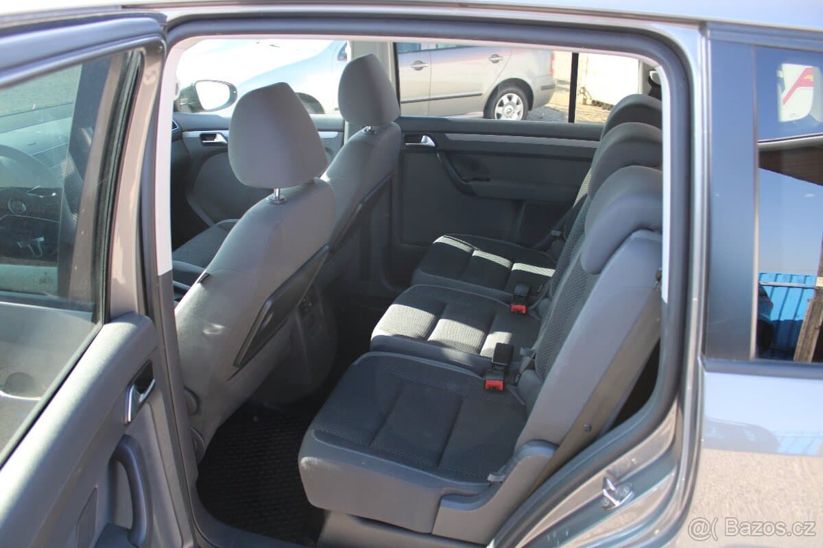 2011 Volkswagen TOURAN - 10