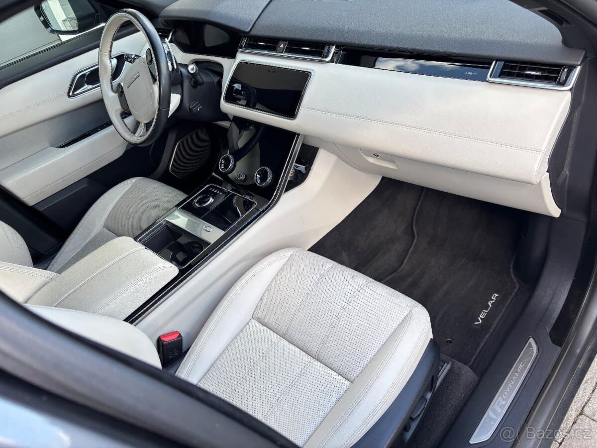 2018 Land Rover RANGE ROVER VELAR - 10