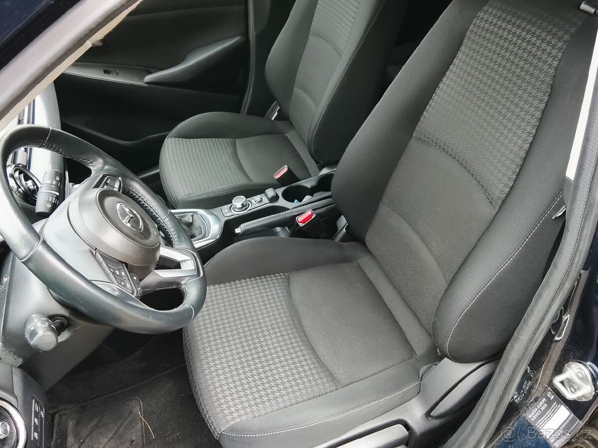 2019 Mazda 2 - 10