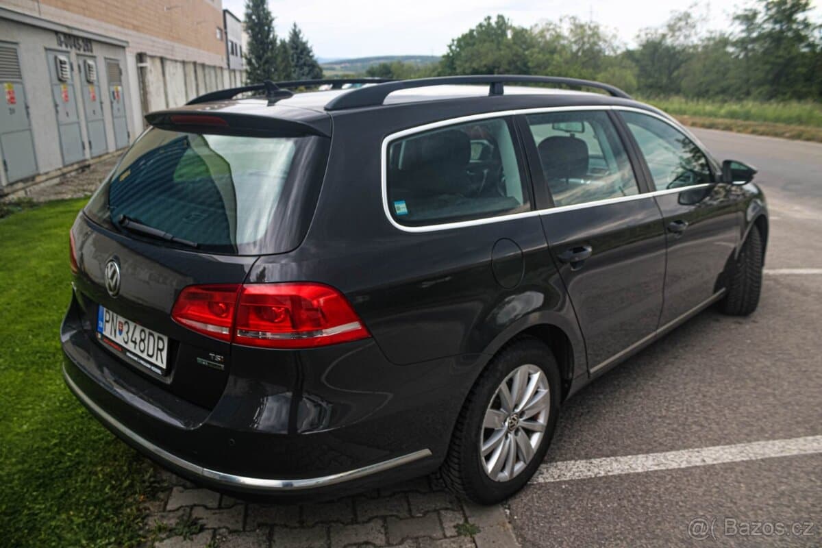 2012 Volkswagen PASSAT - 10