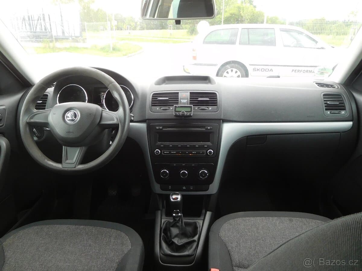 2015 Škoda YETI - 10