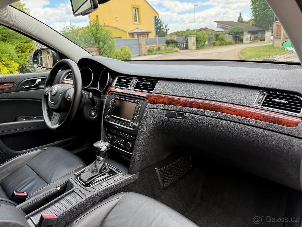 2012 Škoda SUPERB - 10