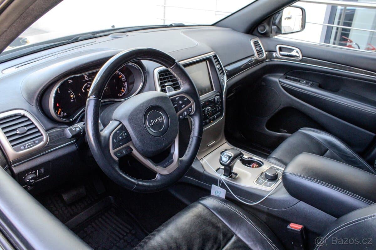 2016 Jeep CHEROKEE - 10