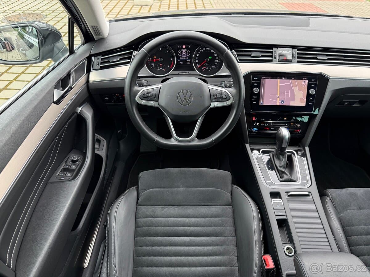 2021 Volkswagen PASSAT - 10