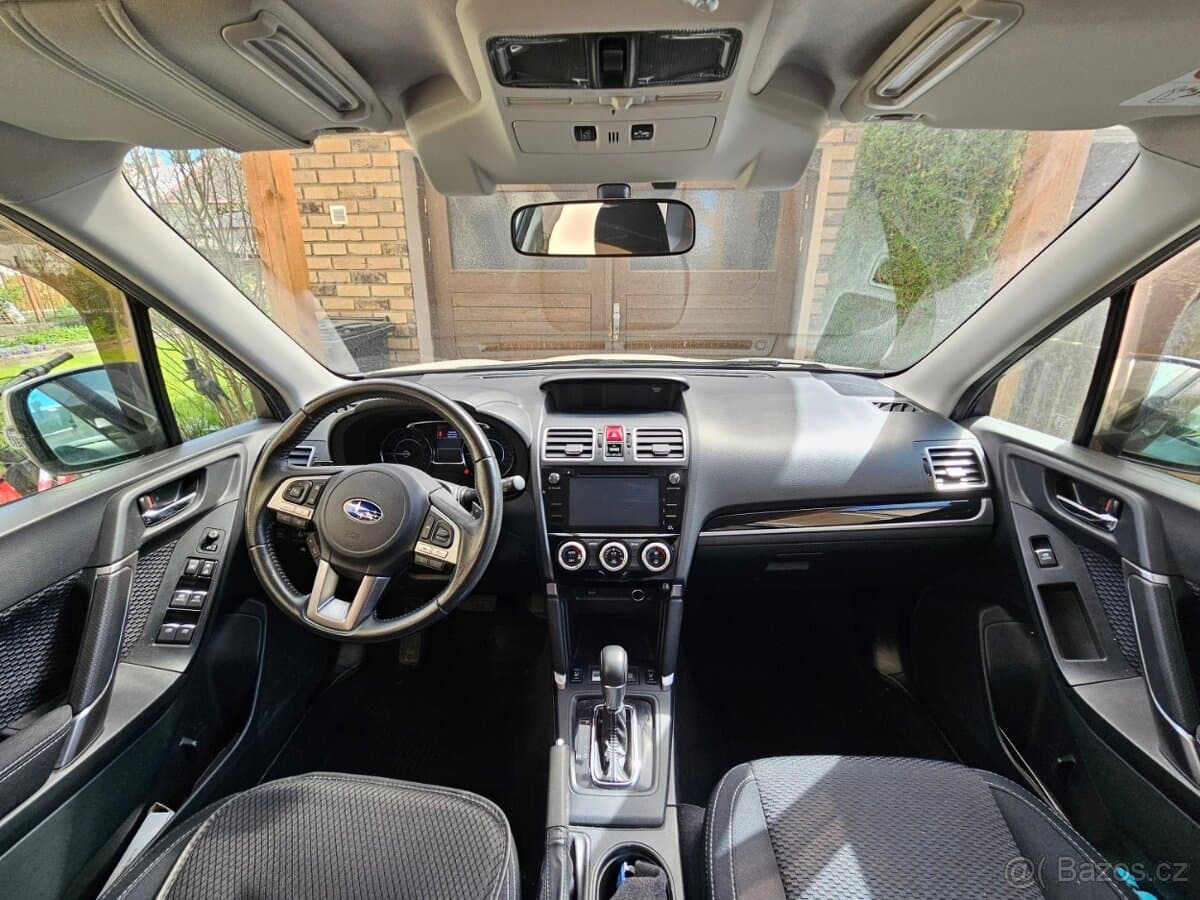 2018 Subaru FORESTER - 10