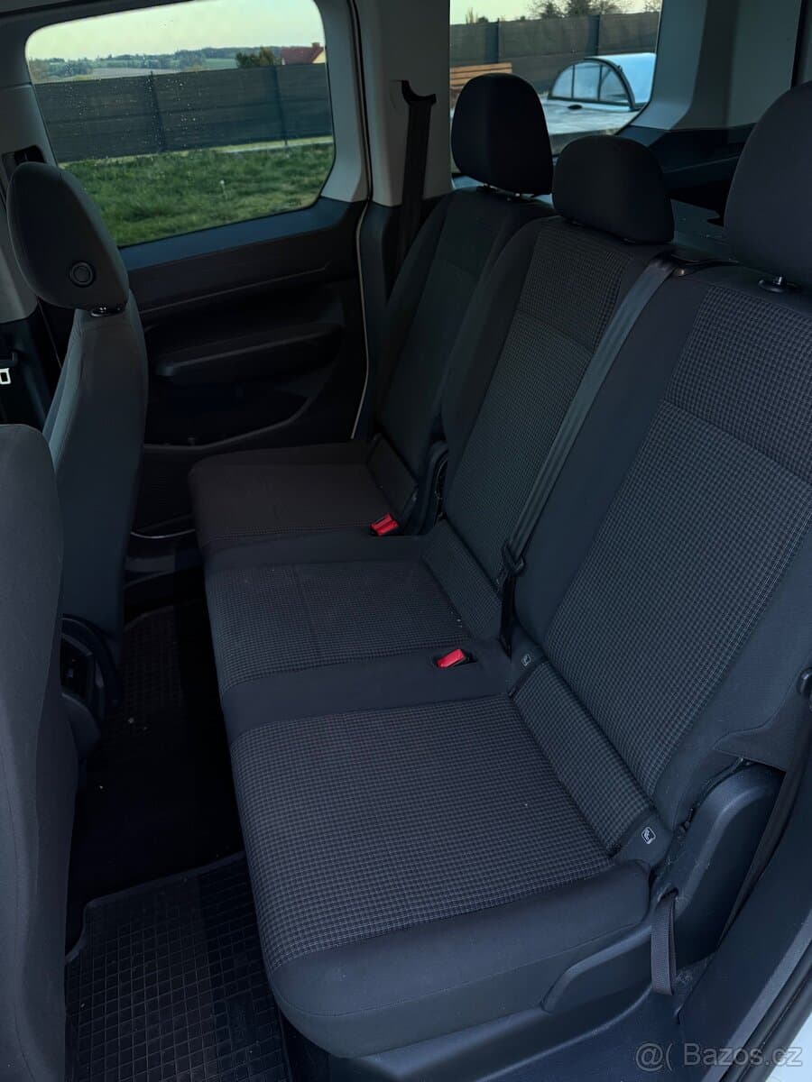 2021 Volkswagen CADDY - 10