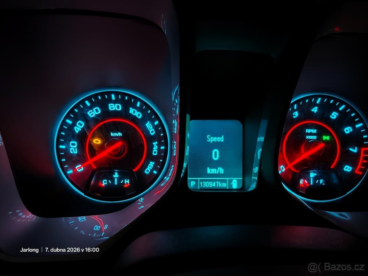 2015 Chevrolet CAMARO - 10